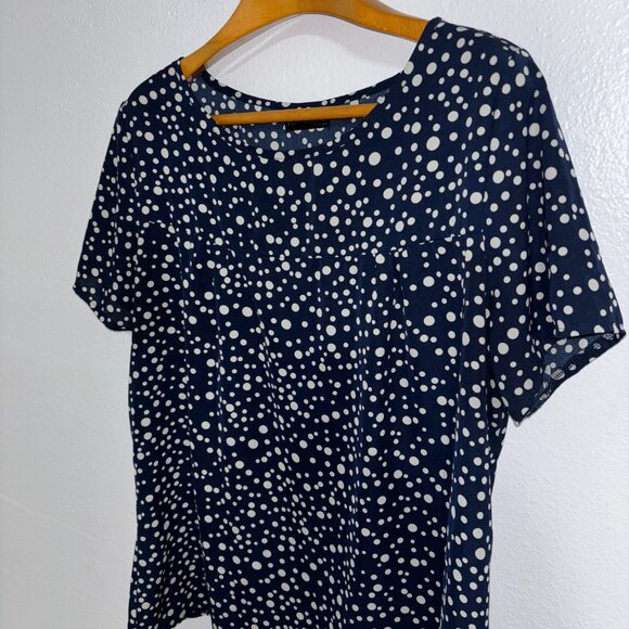 Emery Rose Navy Polka Dot Short Sleeve Top Women’s 1XL Minimalist Classic - Picture 2 of 10
